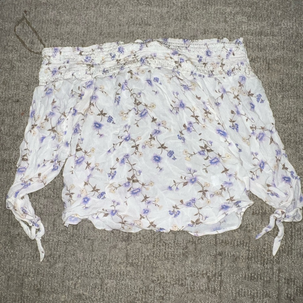 American Eagle Floral Top
